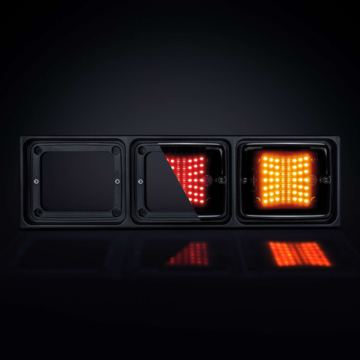 Montagerahmen für 3 IZE LED Rückleuchten quer, lackierbares ABS