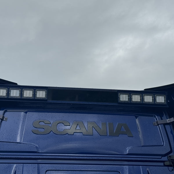 IZELED Rear Wall Light Strip 4-0-4 Aluminum for Scania S/R Next Gen (from 2017)